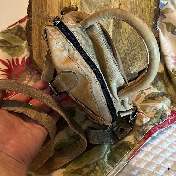 BED-STU x Free People ARENFIELD RoundLeather Handled CrossBody $198
NEW - Picture 11 of 16